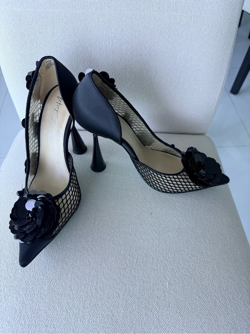 Betsey Johnson Black Floral Sequin Pointed Toe Pumps with Mesh Sides - Picture 2 of 7